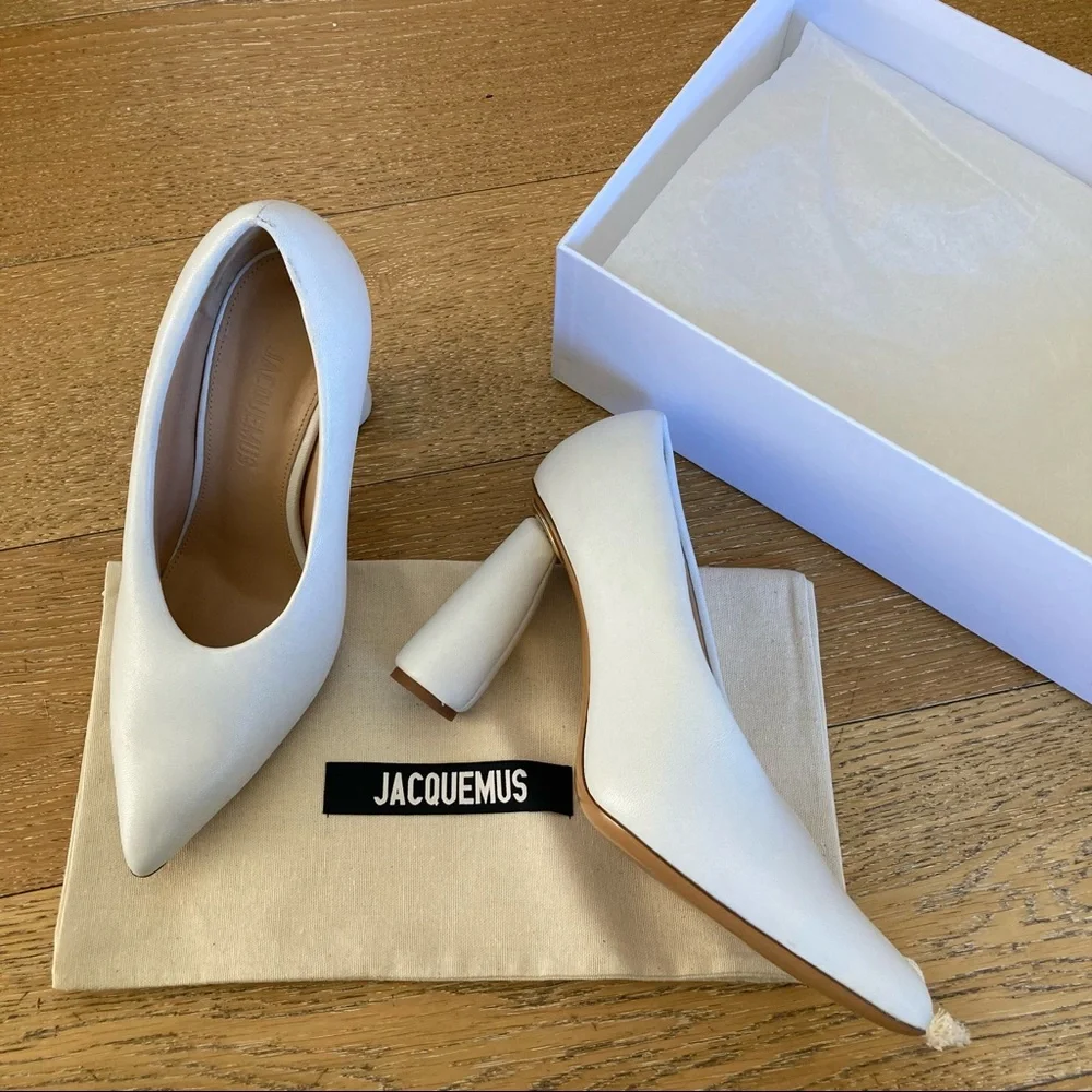 JACQUEMUS Les Chaussures Shoes In White - Picture 4 of 11
